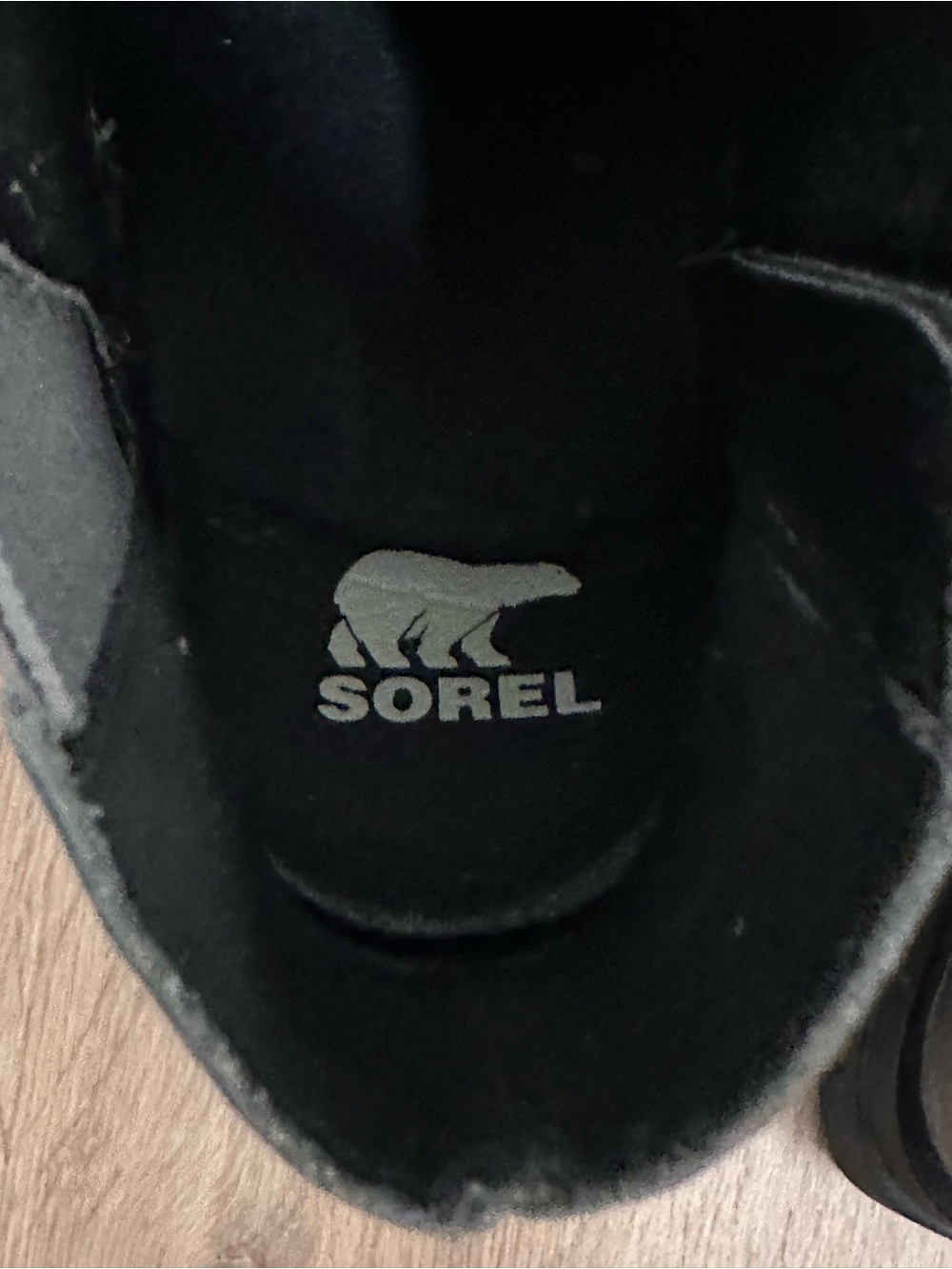Sorel Gray Leather Ankle Boots with Wedge Heals, Zipper and Black Lug Sole - Picture 2 of 7
